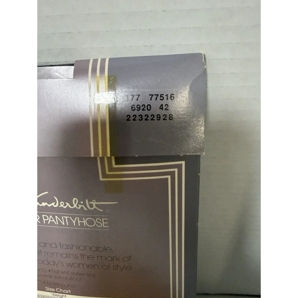 NEW Vintage Gloria Vanderbilt Day Sheer Navy  Pantyhose‎ Size C Made in USA